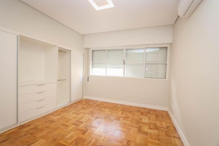 Apartamento para alugar com 198m², 3 quartos e 2 vagas Apartamento para alugar com 198m², 3 quartos e 2 vagasQuarto 2