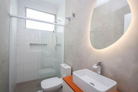 Apartamento para alugar com 198m², 3 quartos e 2 vagas Apartamento para alugar com 198m², 3 quartos e 2 vagasBanheiro 2