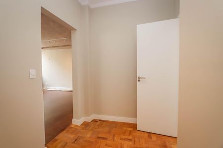 Apartamento para alugar com 198m², 3 quartos e 2 vagas Apartamento para alugar com 198m², 3 quartos e 2 vagasQuarto de Serviço