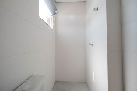 Apartamento para alugar com 33m², 2 quartos e sem vagaBanheiro