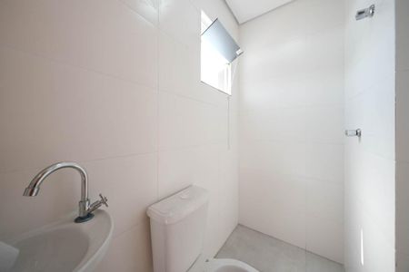 Apartamento para alugar com 33m², 2 quartos e sem vagaBanheiro