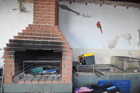 Casa à venda com 200m², 4 quartos e 2 vagasChurrasqueira