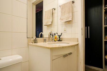 Apartamento à venda com 146m², 3 quartos e 2 vagasBanheiro da suíte 2