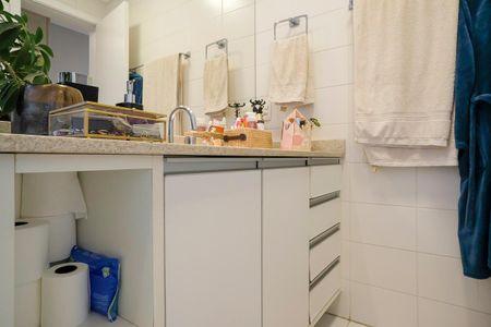 Apartamento à venda com 146m², 3 quartos e 2 vagasBanheiro da suíte 1