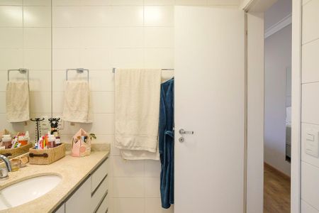 Apartamento à venda com 146m², 3 quartos e 2 vagasBanheiro da suíte 1