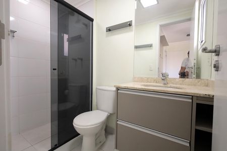 Apartamento à venda com 63m², 2 quartos e 1 vaga Apartamento à venda com 63m², 2 quartos e 1 vagaBanheiro da Suíte
