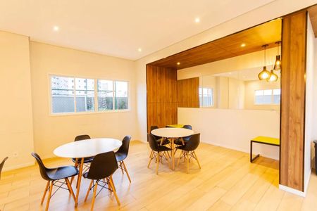 Apartamento à venda com 64m², 2 quartos e 2 vagas Apartamento à venda com 64m², 2 quartos e 2 vagasÁrea comum - Salão de festas