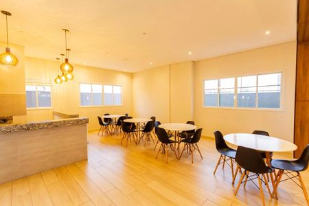 Apartamento à venda com 64m², 2 quartos e 2 vagasÁrea comum - Academia