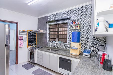Casa à venda com 160m², 2 quartos e 1 vaga Casa à venda com 160m², 2 quartos e 1 vagaCozinha