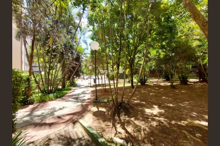 Apartamento à venda com 70m², 3 quartos e 2 vagas Apartamento à venda com 70m², 3 quartos e 2 vagasÁrea comum