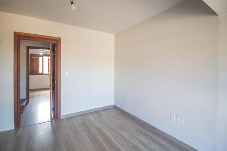 Casa à venda com 140m², 2 quartos e 2 vagas Casa à venda com 140m², 2 quartos e 2 vagasSuite