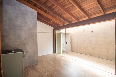 Casa à venda com 140m², 2 quartos e 2 vagas Casa à venda com 140m², 2 quartos e 2 vagasÁrea comum - Churrasqueira