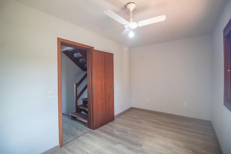 Casa à venda com 140m², 2 quartos e 2 vagas Casa à venda com 140m², 2 quartos e 2 vagasQuarto