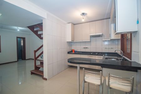 Casa à venda com 140m², 2 quartos e 2 vagas Casa à venda com 140m², 2 quartos e 2 vagasCozinha
