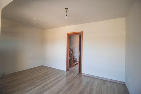 Casa à venda com 140m², 2 quartos e 2 vagas Casa à venda com 140m², 2 quartos e 2 vagasSuite