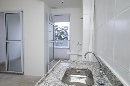Apartamento à venda com 46m², 2 quartos e 1 vagaSala/Cozinha