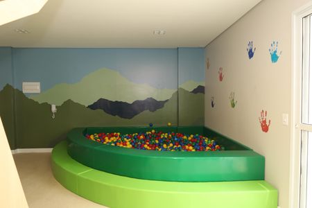 Apartamento à venda com 46m², 2 quartos e 1 vagaÁrea comum - brinquedoteca