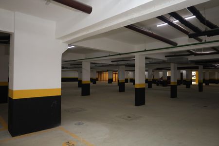 Apartamento à venda com 46m², 2 quartos e 1 vagaÁrea comum - Estacionamento