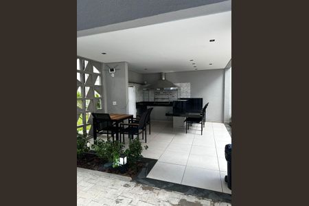 Apartamento à venda com 27m², 1 quarto e sem vagaÁrea comum - Churrasqueira