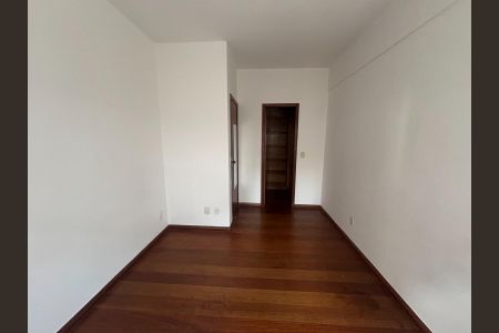 Apartamento à venda com 90m², 3 quartos e 1 vaga