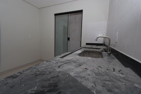 Apartamento à venda com 37m², 2 quartos e sem vagaSala/Cozinha