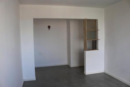 Sala de apartamento para alugar com 3 quartos, 90m² em Barro Preto, Belo Horizonte