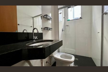 Apartamento à venda com 74m², 3 quartos e 2 vagasBanheiro
