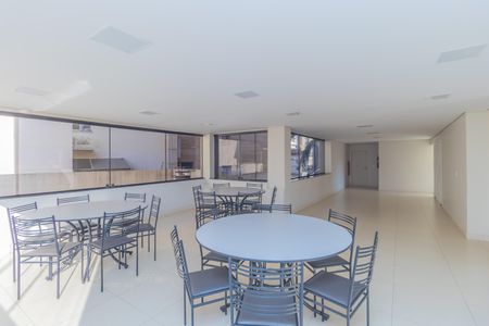 Apartamento à venda com 155m², 4 quartos e 2 vagas Apartamento à venda com 155m², 4 quartos e 2 vagasÁrea comum