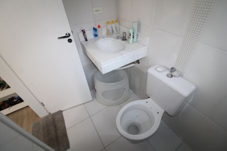 Casa à venda com 100m², 3 quartos e 2 vagasQuarto 1 - Banheiro