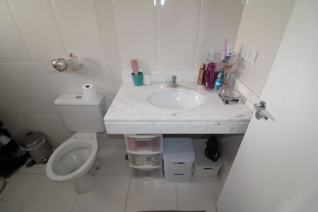 Casa à venda com 100m², 3 quartos e 2 vagasQuarto 2 - Banheiro