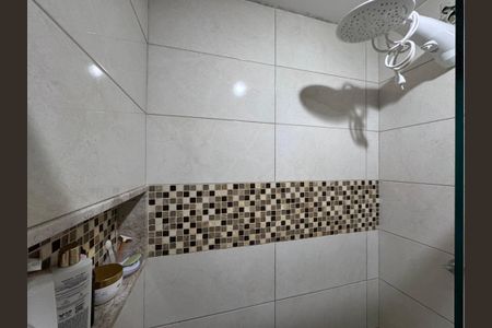 Casa de condomínio à venda com 140m², 3 quartos e 1 vaga Casa de condomínio à venda com 140m², 3 quartos e 1 vagaSuíte - Banheiro