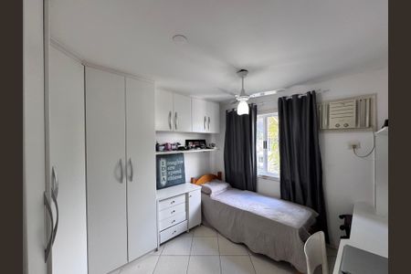 Casa de condomínio à venda com 140m², 3 quartos e 1 vaga Casa de condomínio à venda com 140m², 3 quartos e 1 vagaQuarto 1