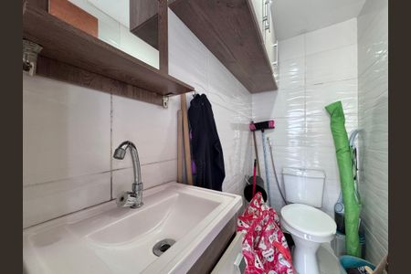 Casa de condomínio à venda com 140m², 3 quartos e 1 vaga Casa de condomínio à venda com 140m², 3 quartos e 1 vagaÁrea externa - Lavabo