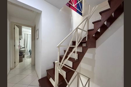 Casa de condomínio à venda com 140m², 3 quartos e 1 vaga Casa de condomínio à venda com 140m², 3 quartos e 1 vagaCorredor