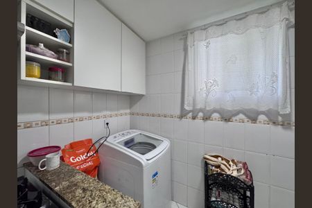 Casa de condomínio à venda com 140m², 3 quartos e 1 vaga Casa de condomínio à venda com 140m², 3 quartos e 1 vagaCozinha e Área de Serviço