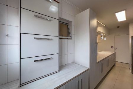 Apartamento à venda com 94m², 3 quartos e 2 vagasÁrea de Serviço