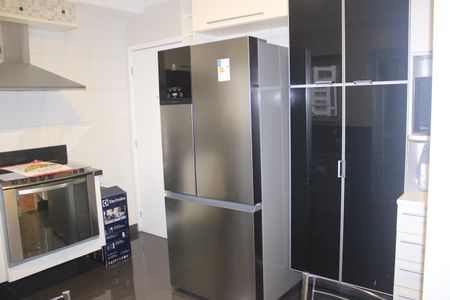Apartamento à venda com 133m², 4 quartos e 2 vagasCozinha