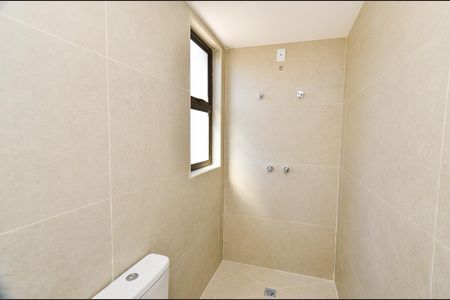 Apartamento à venda com 71m², 2 quartos e 2 vagas Apartamento à venda com 71m², 2 quartos e 2 vagasBanheiro Social