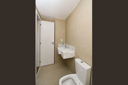 Apartamento à venda com 71m², 2 quartos e 2 vagas Apartamento à venda com 71m², 2 quartos e 2 vagasBanheiro da Suíte