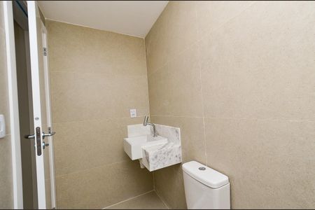 Apartamento à venda com 71m², 2 quartos e 2 vagas Apartamento à venda com 71m², 2 quartos e 2 vagasBanheiro Social