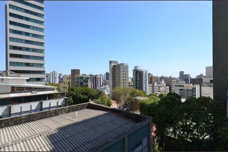 Apartamento à venda com 71m², 2 quartos e 2 vagas Apartamento à venda com 71m², 2 quartos e 2 vagasVista