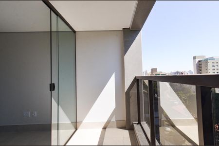 Apartamento à venda com 71m², 2 quartos e 2 vagas Apartamento à venda com 71m², 2 quartos e 2 vagasVaranda Sala