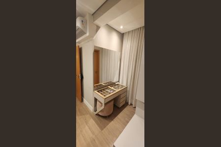 Apartamento à venda com 98m², 2 quartos e 2 vagasQuarto