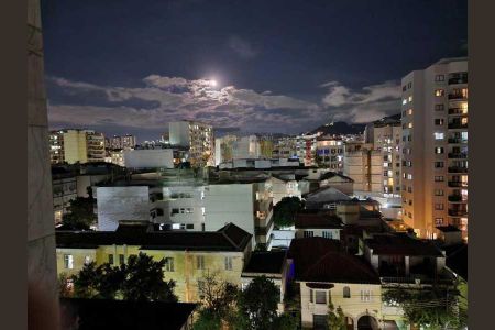 Apartamento à venda com 182m², 4 quartos e 2 vagas