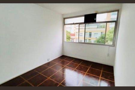 Apartamento à venda com 80m², 3 quartos e 1 vaga