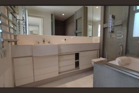 Apartamento à venda com 3 quartos, 183m² em Cerqueira César, São Paulo