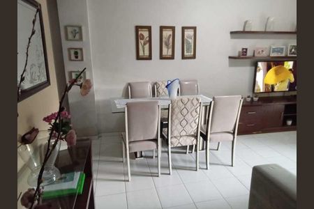 Apartamento à venda com 98m², 2 quartos e 1 vaga