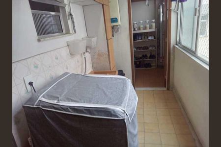 Apartamento à venda com 98m², 2 quartos e 1 vaga