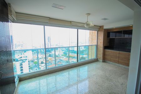Apartamento à venda com 117m², 3 quartos e 3 vagas Apartamento à venda com 117m², 3 quartos e 3 vagasSala
