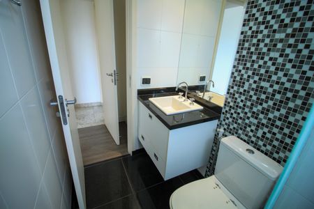 Apartamento à venda com 117m², 3 quartos e 3 vagas Apartamento à venda com 117m², 3 quartos e 3 vagasBanheiro